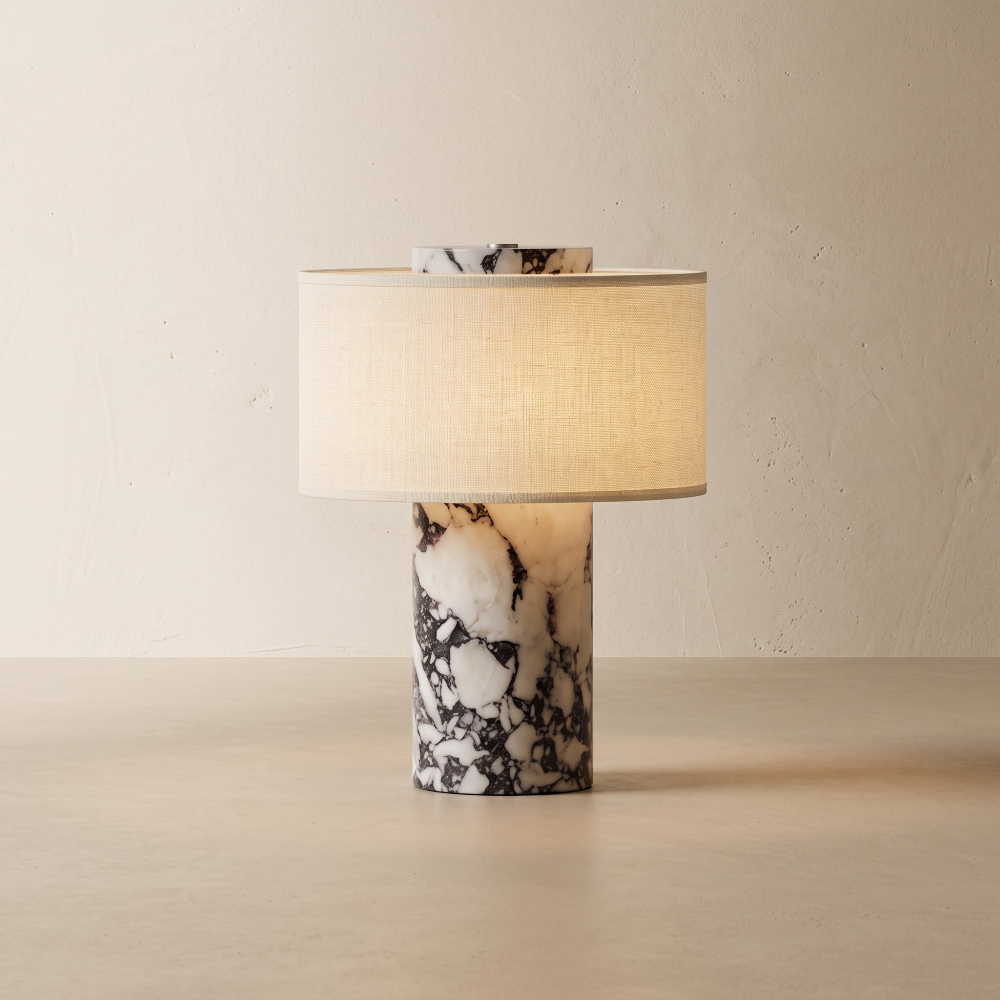 Portabel Bordslampa i Naturlig Marmor